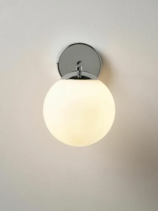 Wandlamp Atlanta van opaalglas