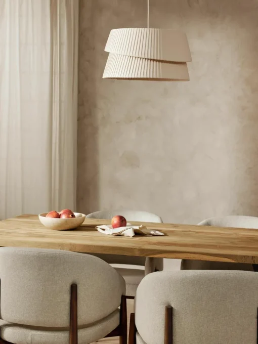 Wandlamp Nyla met asymmetrische lampenkap