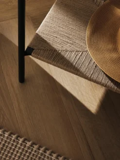 Wandtafel June van mangohout