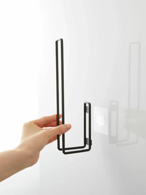 Wandtoiletrolhouder Tower met zelfklevende haken