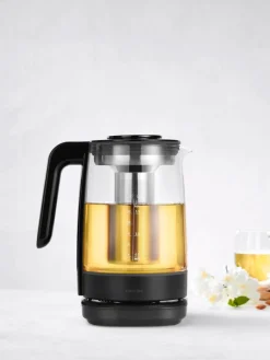 Waterkoker Enfinigy van glas met thee inzetstuk 1.7 L