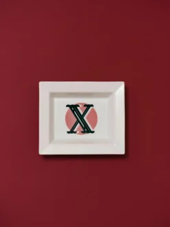 Westwing Collection x MEISSEN, handgemaakte vide-poche initialen met decoratie