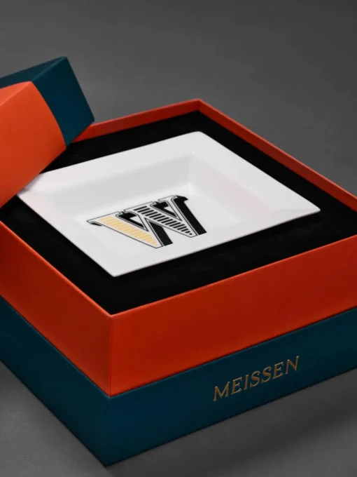 Westwing Collection x MEISSEN, handgemaakte vide-poche initialen met decoratie