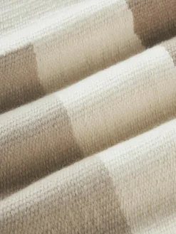 Wollen kussenhoes Aylin met abstracte decoratie