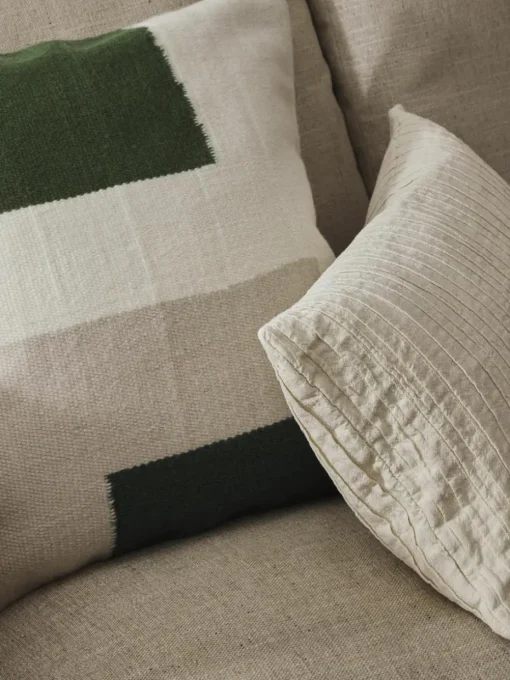 Wollen kussenhoes Aylin met abstracte decoratie