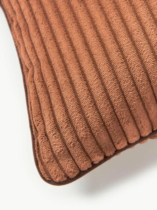 XL kussen Kylen van corduroy