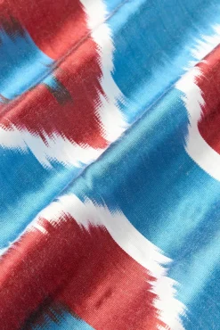 Zijden kussenhoes Silky met abstract patroon