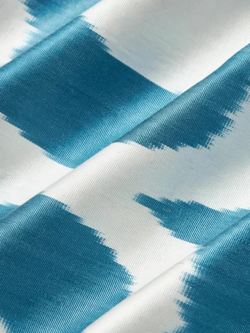 Zijden kussenhoes Silky met abstract patroon