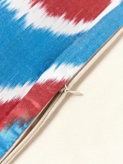 Zijden kussenhoes Silky met abstract patroon
