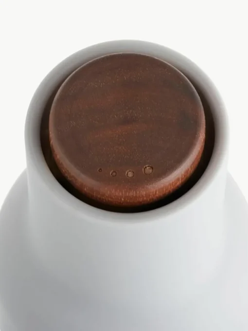 Zout- en pepermolen Bottle Grinder met walnootdeksel, set van 2