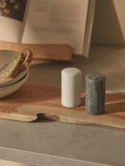 Zout- en peperstrooier Agata van marmer, set van 2
